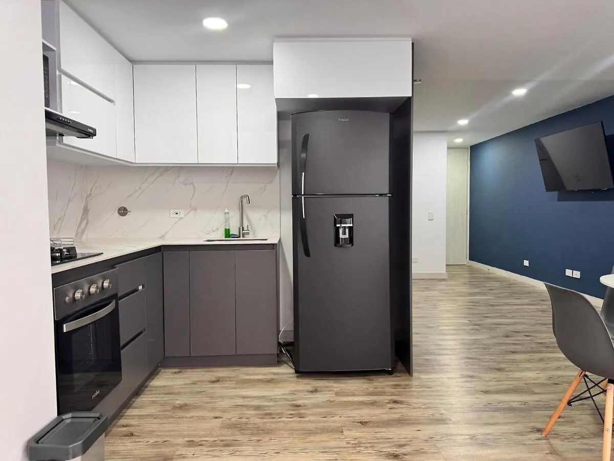 Terraza Privada En Laureles Con Aire Acondicionado Apartment Medellin 0*,